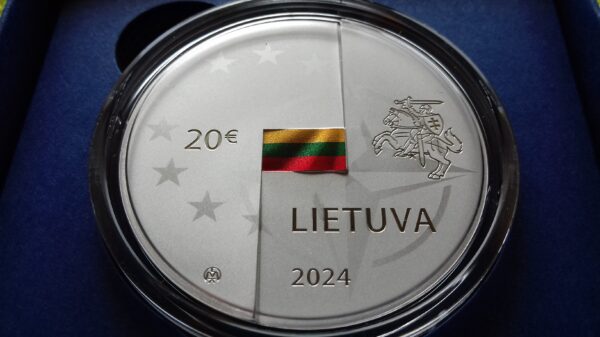 2024 20 € moneta, "20 metų ES ir NATO"