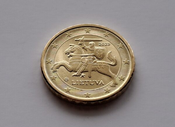 2023 10 euro centų