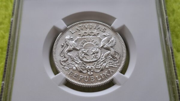 1925 2 latai MS 63 - Image 3
